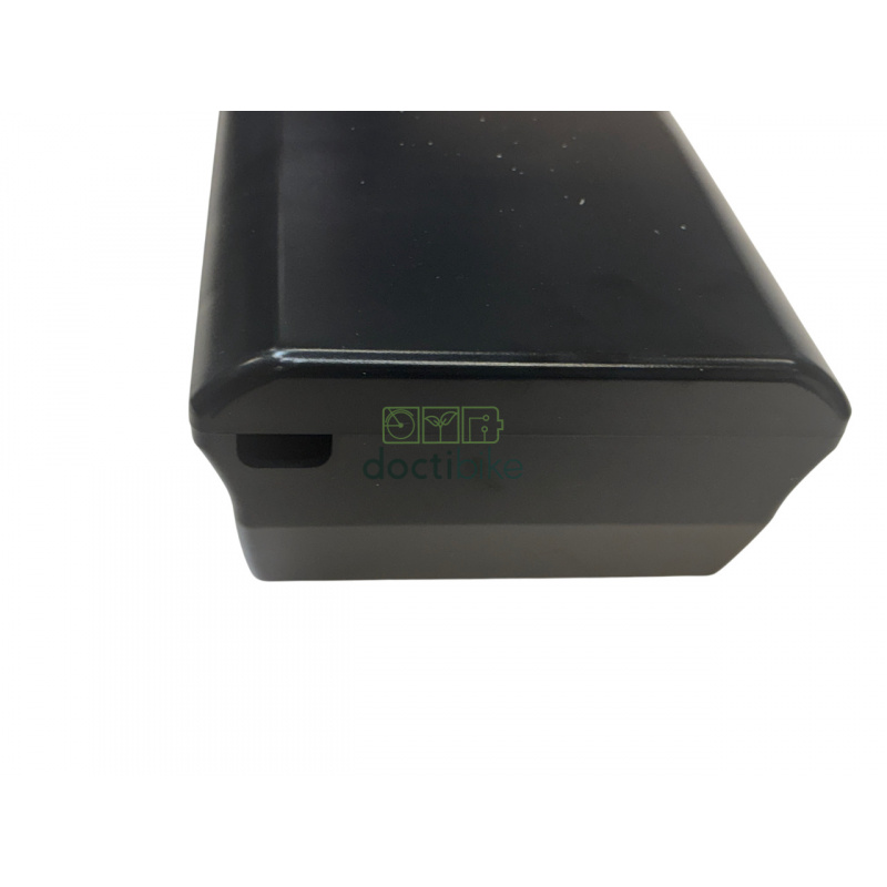 Batterijhouder met slot en sleutels voor Surpass 24V bagagerek DOC10115
