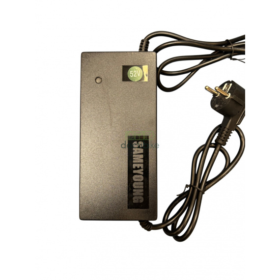 Chargeur 58.8V-4A SM5040 - Embout : 18M-3P  1+ 2- 3-E - Pour batterie lithium Ion 14S (tension max de 58,8V)