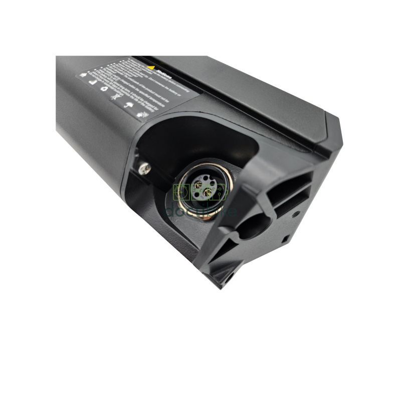 Batterie DORADO ID-PRO 36V 14Ah 440mm compatible vue trois quart côté droit  avec vue connecteur de décharge