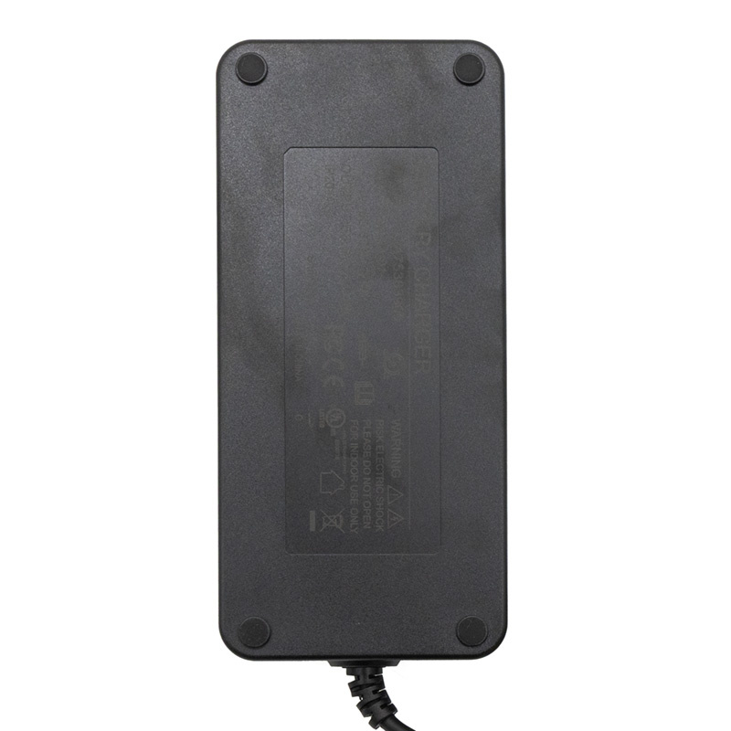 Caricabatterie premium 53,6v 3,9A Ninebot G3 Max/ Ninebot ZT3 Pro