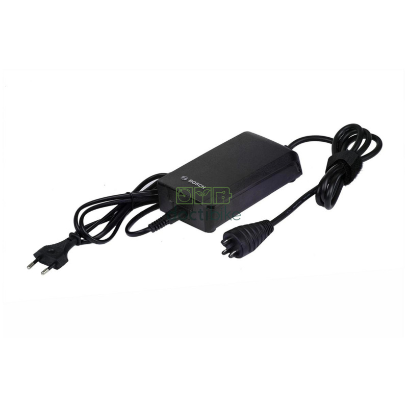 Chargeur Bosch PowerPack 2Ah avec câbles d'alimentation vue supérieure