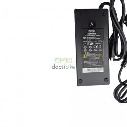 ARCADE 36V 1.8A Male 5 Pin Trapeziumvormige Lader