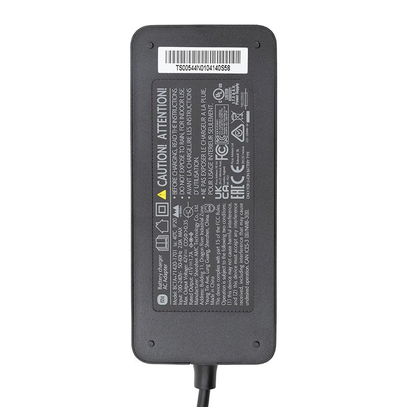 Cargador 36V Xiaomi Mi4 (Salida 41,7V) conector DC 8mm [Original]