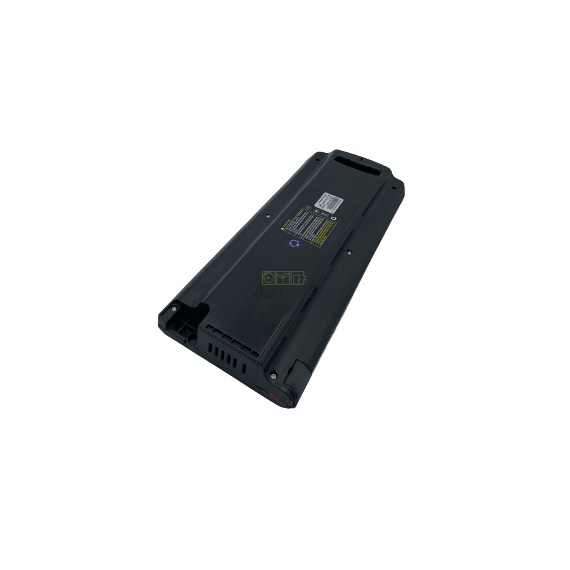 Batterie 36V 11Ah + feu arrière SR11 - vue dessous de  biais