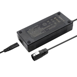 Caricabatteria premium 60V (uscita 66,4v) connettore 2A LP16 per Dualtron [Ewheel]