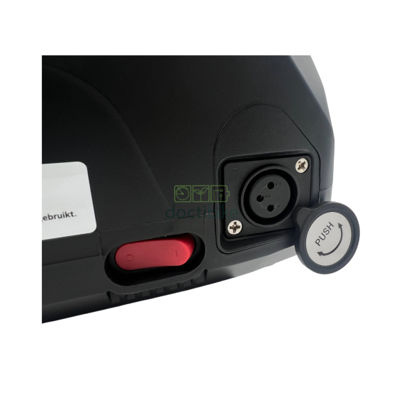 Batterie Bafang 960Wh - 48V - 20Ah - F151.D960.C - vue connecteur de charge