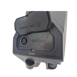 Batterie SUNN BMZ Charger S2 - 36V 14Ah (embout de charge rond 3 pins) - vue connecteur de charge