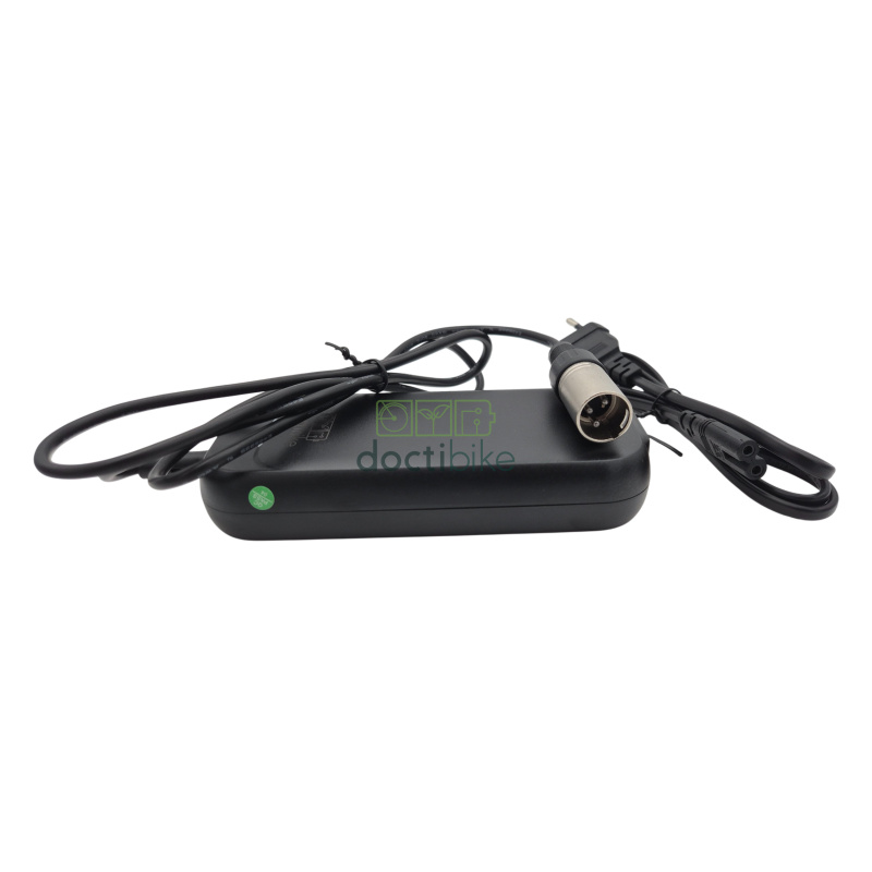 Electric bike charger 36V - 3 pins (male)