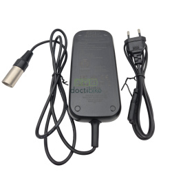Electric bike charger 36V - 3 pins (male)