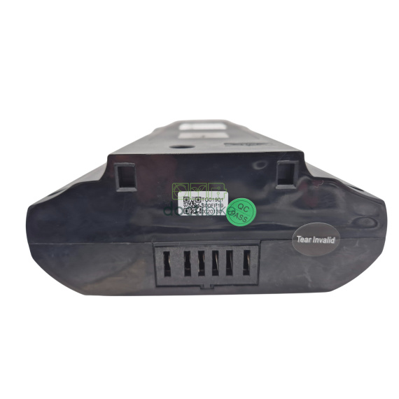 Batterie compatible Arcade/Pytes 36V 13Ah Smart BMS CAN BUS Bafang - vue connecteur de décharge à l'envers
