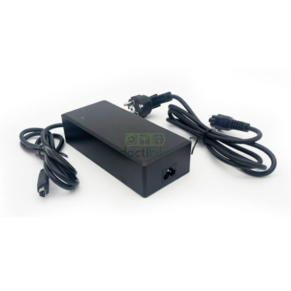 Caricabatterie compatibile Joycube 36V 2Ah maschio a 5 pin trapezoidale