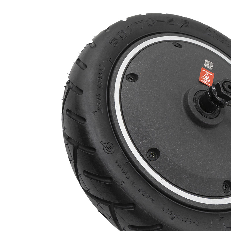Motor 48V 400W con neumático tube-less CST 60/70-6,5 para Xiaomi 5 Pro
