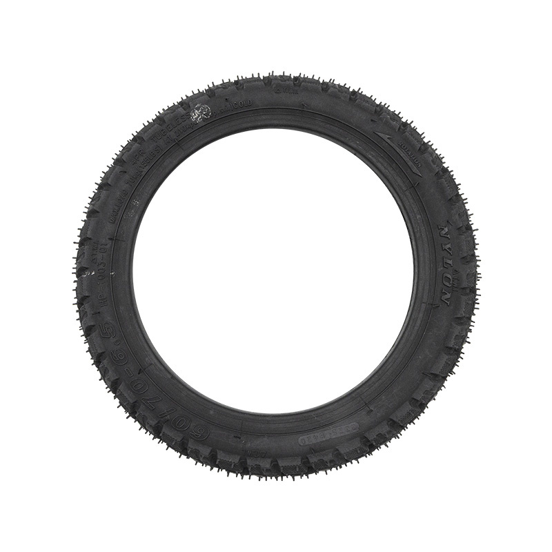 Tubeless off-road tire 60/70-6.5 with gel and valve