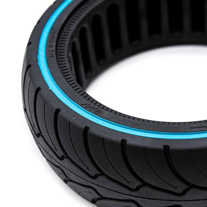 Ultra -light Solid tire 8x2.5-6.1/B58 - blue line (fits DUALTRON Mini) [eWheel]