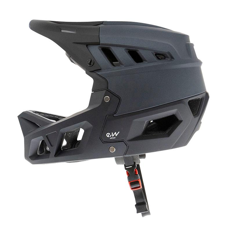 CP06 Sport intégral - noir L