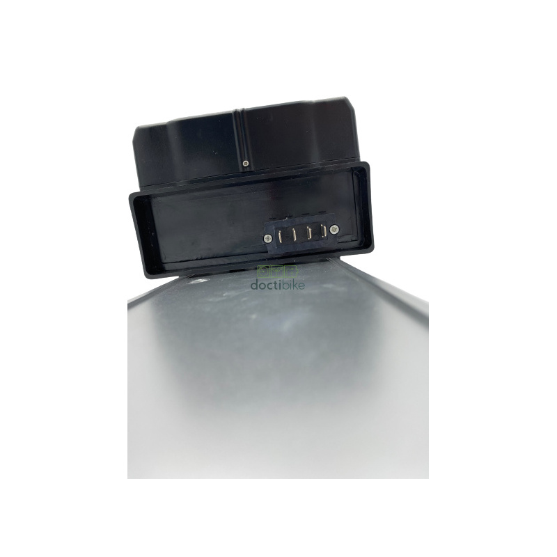 Batterie 7S3P-LS3000SS+15A BMS+TB120 case+tail lighting+control box.