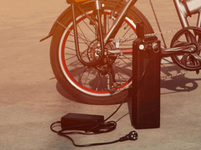 ¿Cómo elijo un cargador de batería para mi bicicleta eléctrica?